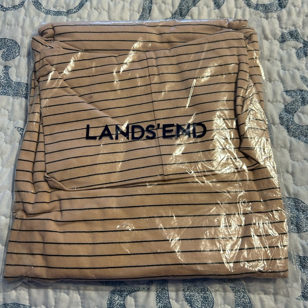 Lands end  turtleneck nude striped XXL